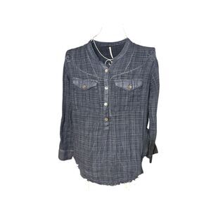 Beautiful Free People Talk To Me Top Blue raw hem blouse size XS Retails $98 Siz